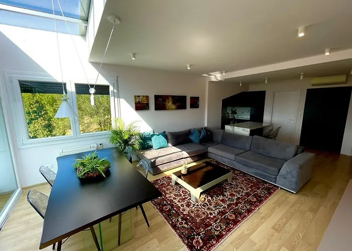 Long Hill Residence Apartment